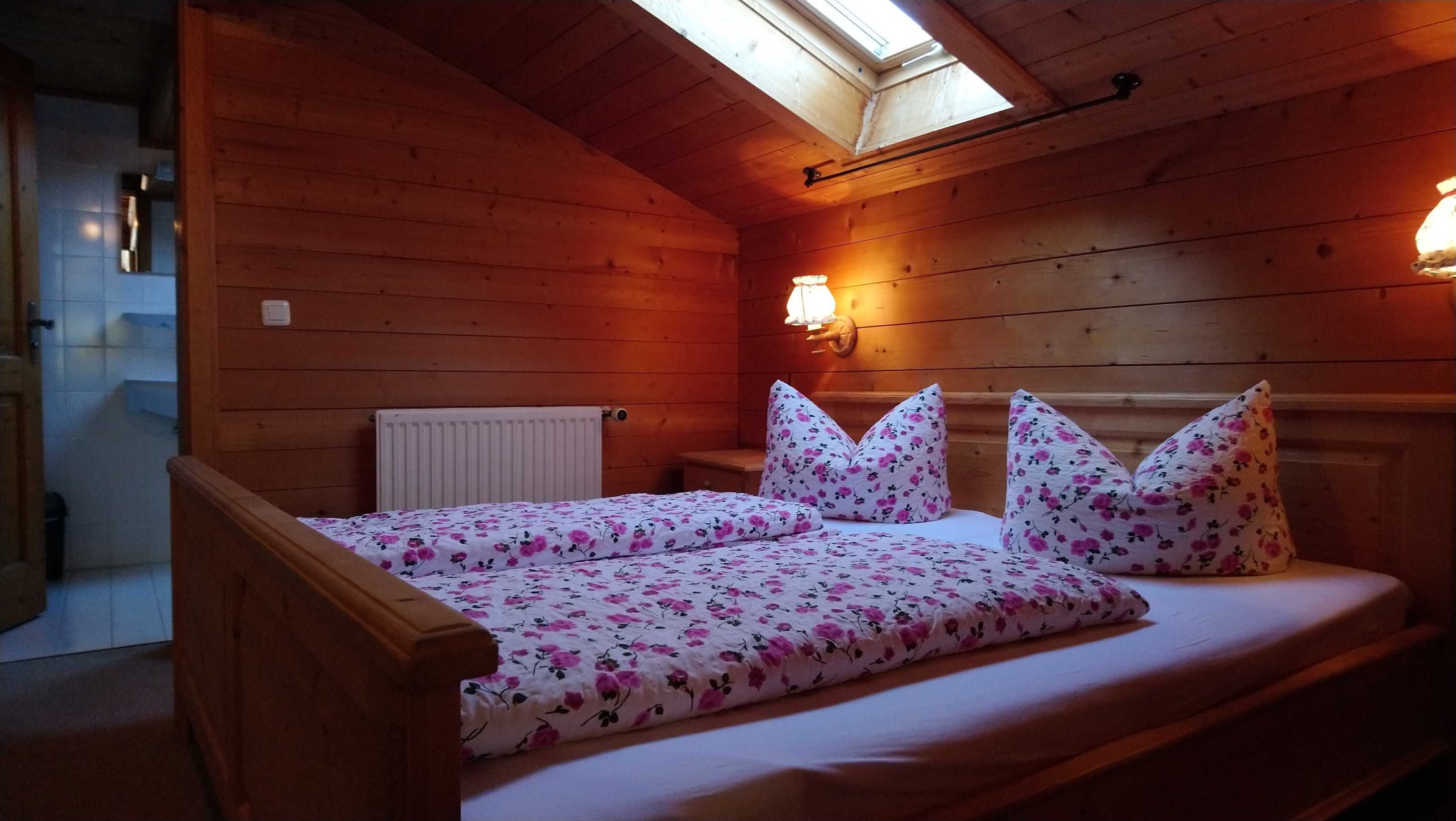 1 habitación, cuna de viaje, wifi y ropa de cama 