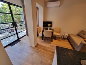 TV - Holiday apartment with air conditioning and Wi-Fi (Crikvenica)