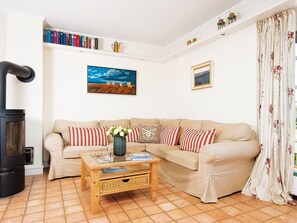 Unclassified image, 4 of 9, button