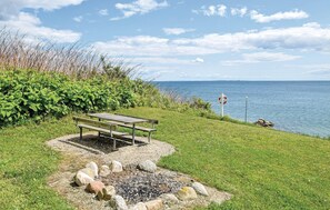Outdoor dining - Pet friendly home in Juelsminde with sauna (Juelsminde)