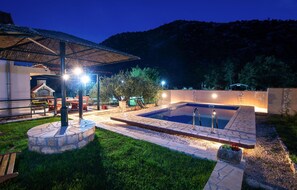 Pool - Lovely home in Desne with kitchen (Desne)