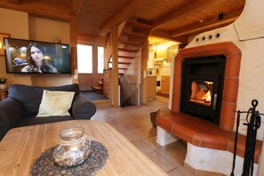 Fernseher, Kamin