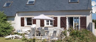 5 bedroom nice home in Kerlouan