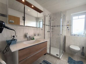 Unclassified image, 5 of 22, button - Vacation apartment 1 - Ferienhof Petersen: Vacation in the inland (Großenwiehe)