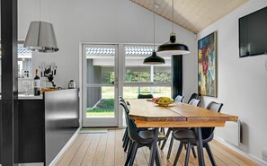 Dining - Lovely home in Jerup with sauna (Jerup)