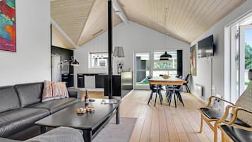 Tv, pejs, stereoanlæg