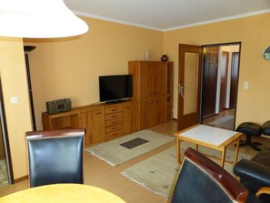 Unclassified image, 5 of 22, button