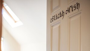 Family Room | Desk, soundproofing, iron/ironing board (on request), cribs (free) - The Anvil Bar & Restaurant (Castlemaine)