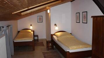 2 bedrooms, travel crib, WiFi, bed sheets