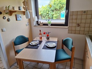 Imagen sin descripción, 3 de 32, botón