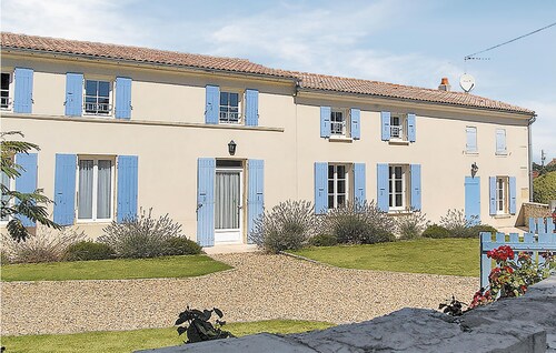 Awesome home in Romegoux