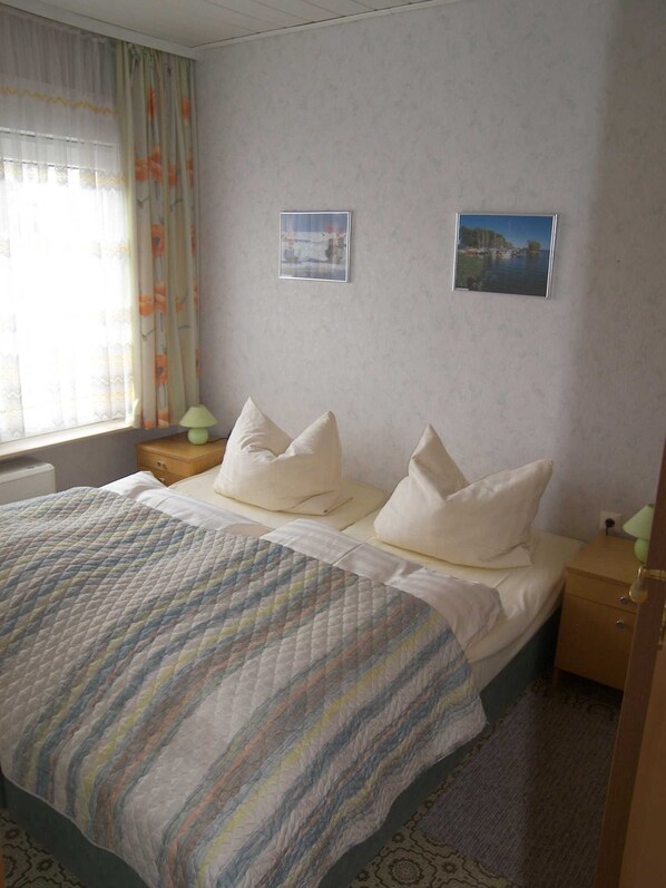 Unclassified image, 1 of 9, button