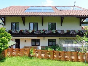 Exterior - Single Room - Pension Herned ** (Mondsee)