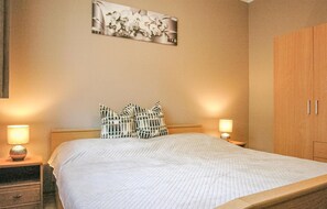 3 Schlafzimmer, Reisekinderbett, kostenloses WLAN
