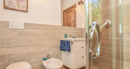 2 huonetta majoitus Fabrica di Roma -LT-