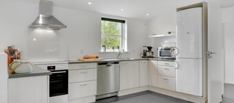 Cozy home in Bogø By with WiFi