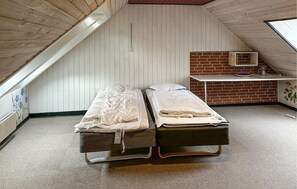 6 soverom, reiseseng for barn og wi-fi (inkludert)