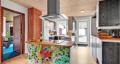 6 huoneen majoitus Kjellerupissa