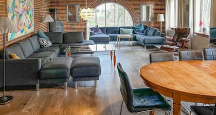 6 huoneen majoitus Kjellerupissa