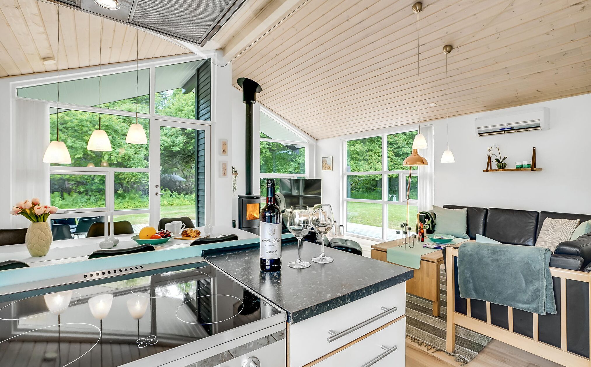 Fridge, stovetop, dishwasher, coffee/tea maker