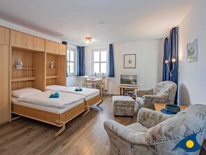 1 bedroom, WiFi, bed sheets