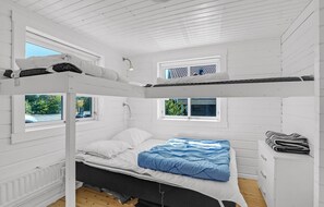 5 bedrooms, free WiFi