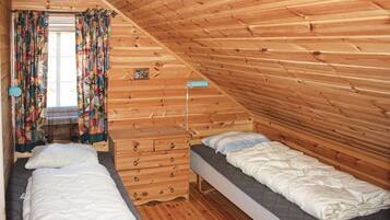 6 Schlafzimmer, Reisekinderbett, kostenloses WLAN