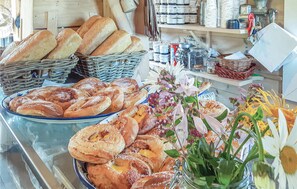 تناول الطعام