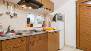 Kühlschrank, Herdplatte