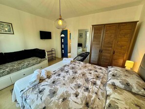 1 室のベッドルーム、WiFi