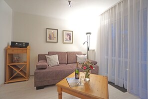 TV - Holiday idyll at the dune - near the beach / first row - Apartment 10 (Heringsdorf)