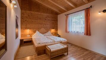 2 Schlafzimmer, Zimmersafe, Reisekinderbett, WLAN