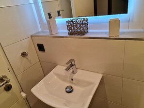 Uklassifisert bilde, 4 av 24, knapp