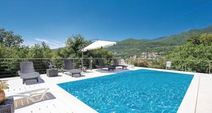 Gorgeous home in Icici with sauna