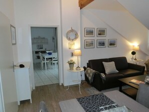 TV - Apartment 52 Residence Bellevue Usedom DSL-WLAN free of charge - Apartment 52 (Zinnowitz)