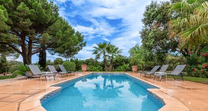 Stunning home in Vias