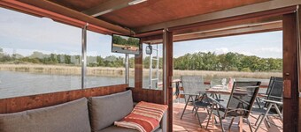 2 bedroom lovely ship in Loitz