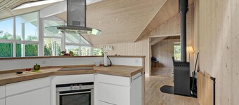 4 bedroom awesome home in Væggerløse