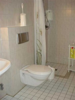 Unclassified image, 5 of 10, button