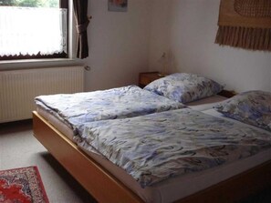 1 bedroom, travel crib, WiFi, bed sheets