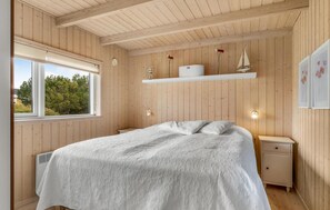 3 室のベッドルーム、旅行用ベビーベッド、WiFi (無料)