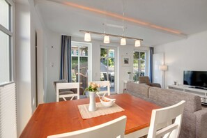 Interior - Villa Lara Whg. 1, STRANDNAH, SÜDTERRASSE, FAHRSTUHL - Villa Lara, STRANDNAH, (Heringsdorf)