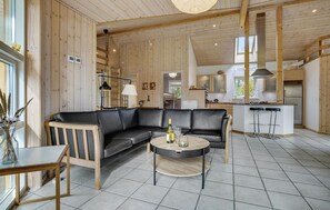 Télévision, cheminée, lecteur de DVD