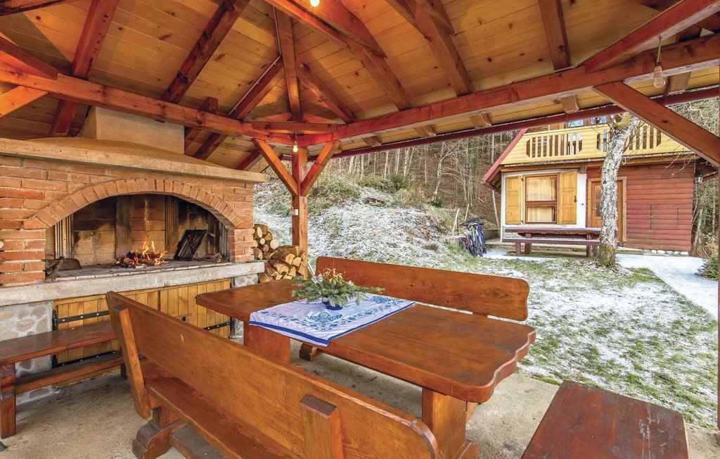 屋外ダイニングエリア