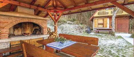 屋外ダイニングエリア