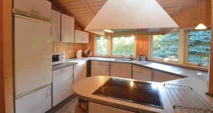 Lovely home in Væggerløse with kitchen