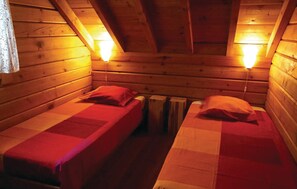 2 bedrooms, free WiFi, bed sheets