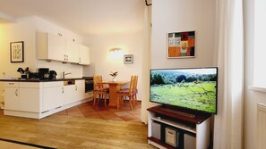 Unclassified image, 3 of 10, button - (11) 2-room apartment - apartment house Sonnenburg (Kühlungsborn)