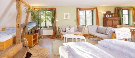1 quarto, berço de viagem, Wi-Fi, roupa de cama