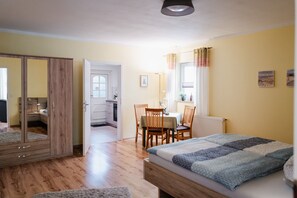 Unclassified image, 2 of 23, button